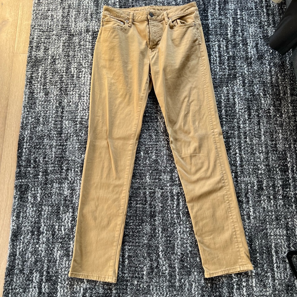 Men’s American Eagle Flex Fit Khakis